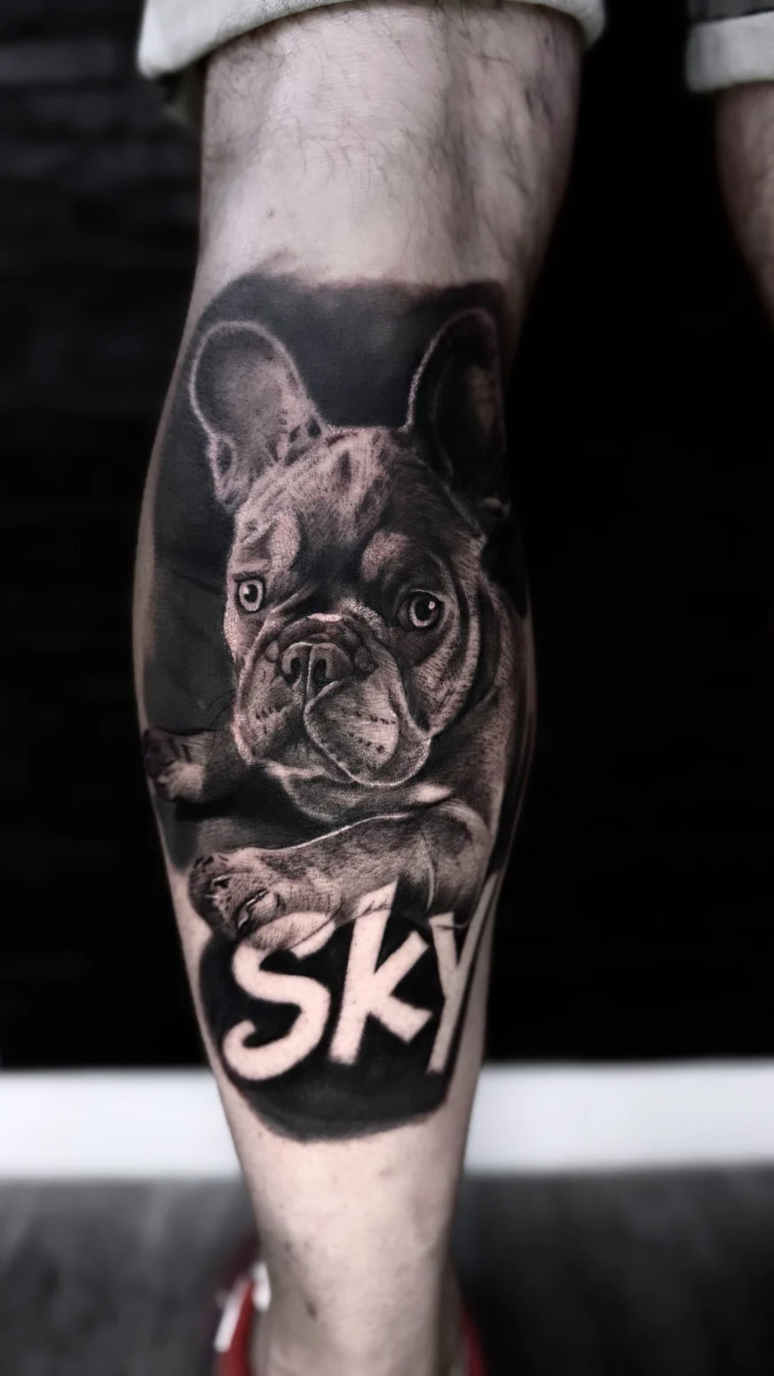 Black & Grey Tattoo aus Ink District Heppenheim